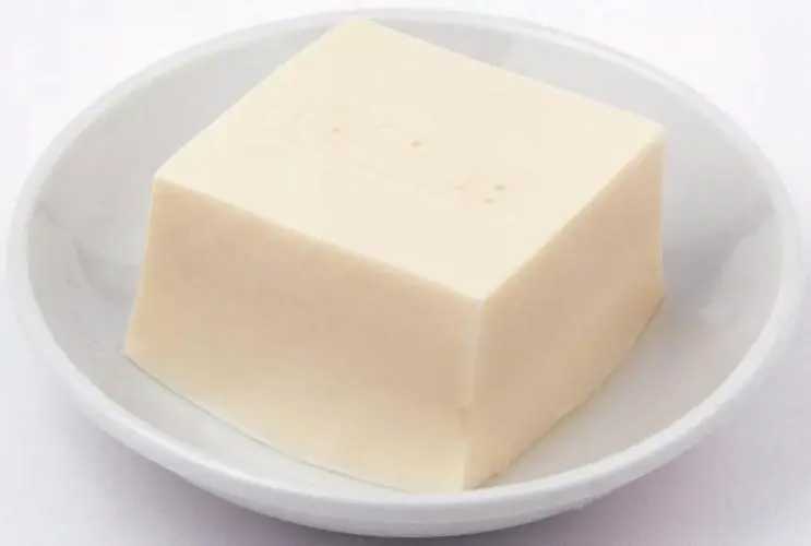 探索自動豆腐盒包裝機的無限可能，讓豆腐產(chǎn)業(yè)走向新的高度